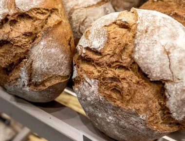 Έρχονται αυξήσεις 4% έως 10% σε αλεύρι και ψωμί